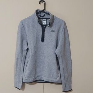 Nike Tech Fleece Heather Gray Quarter-Zip Pullover